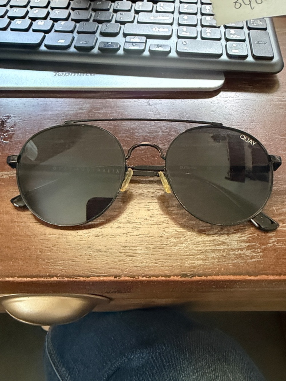 Quay Australia outshine Black Round Sunglasses with Dark Lenses